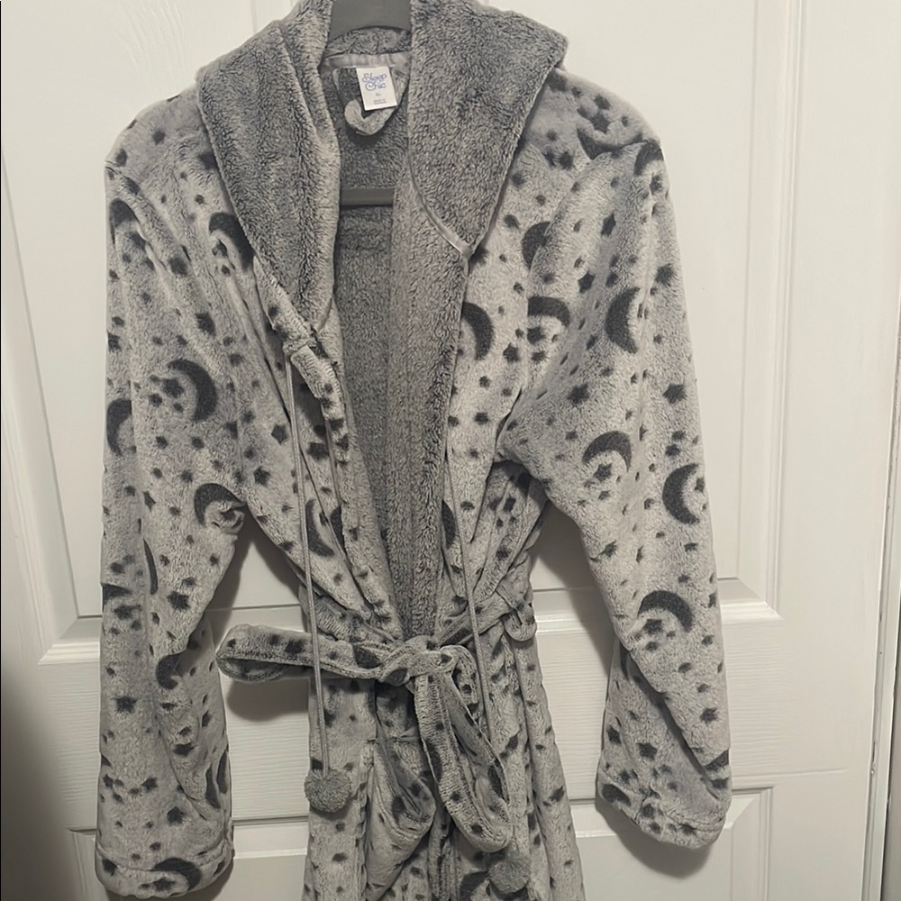 Cozy Gray Patterned Women's Robe